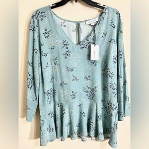 Amour Vert Green Peplum Blouse with 3/4 Sleeves